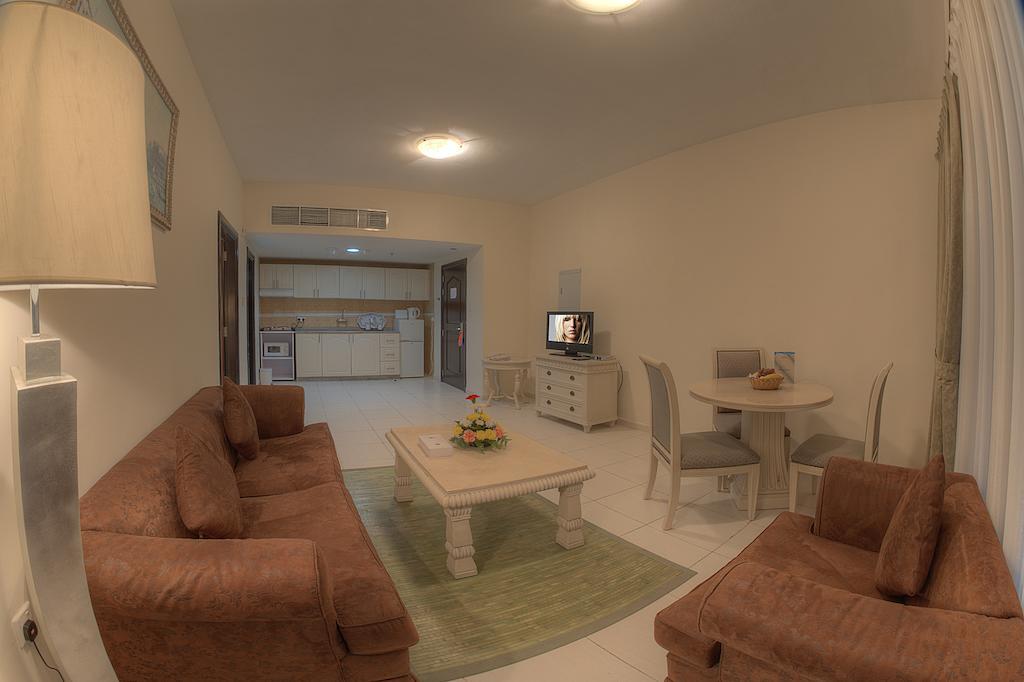 Tulip Inn Royal Suites Adżman Pokój zdjęcie