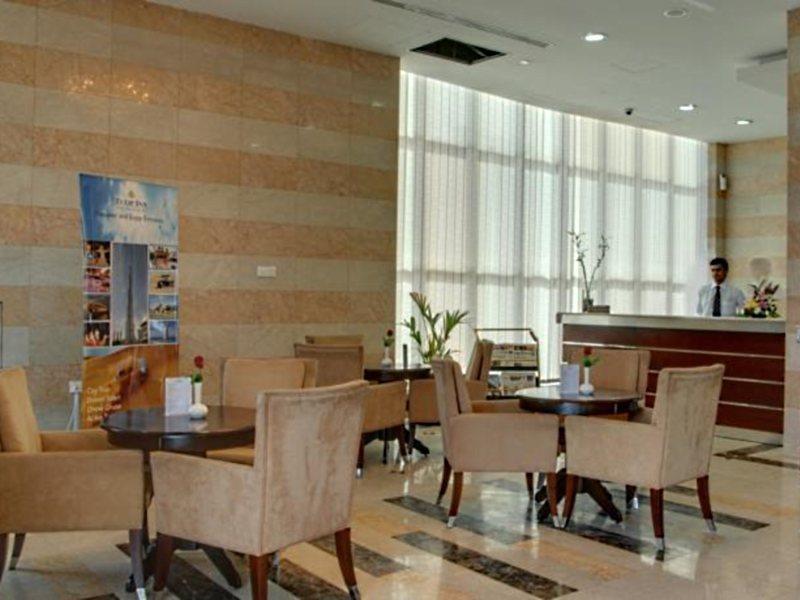 Tulip Inn Royal Suites Adżman Zewnętrze zdjęcie